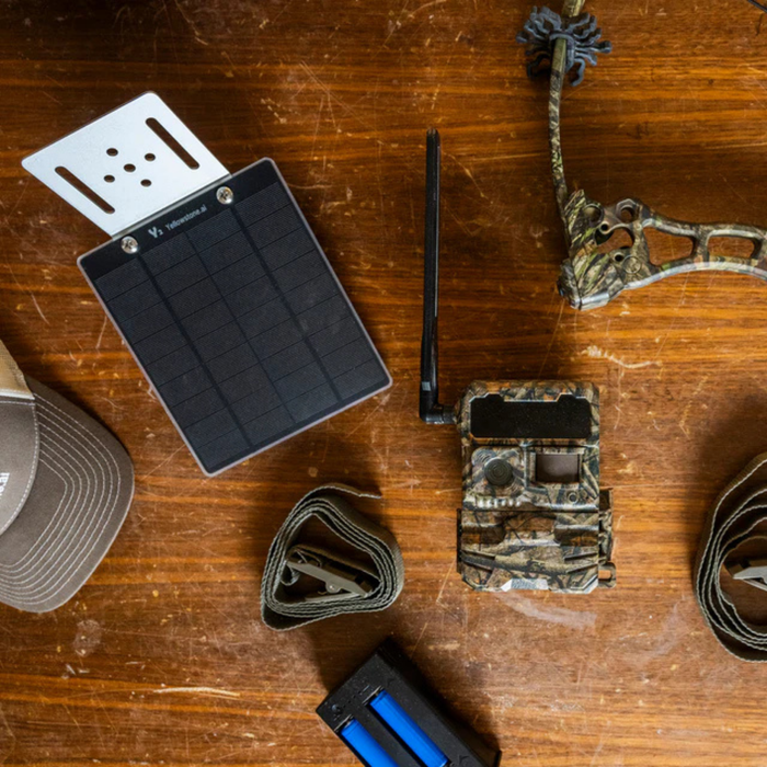 Yellowstone Y2 Solar Battery Bundle - Yellowstone Solar Panel + Y2 Battery Pack Kit
